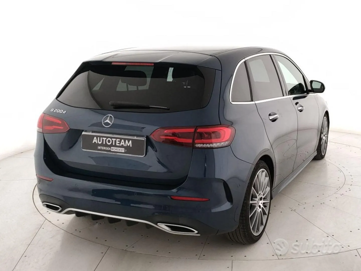 Mercedes-Benz C-Class 2019 photo 3