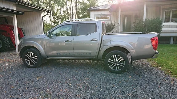 Nissan Navara 2017 photo 3