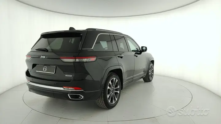 Jeep Grand Cherokee 2023 photo 3