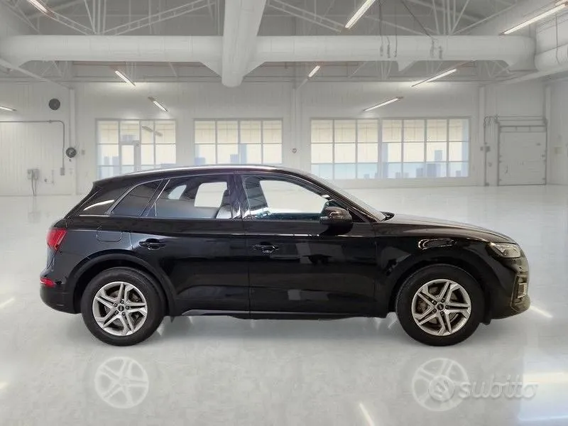 Audi Q5 2022 photo 3