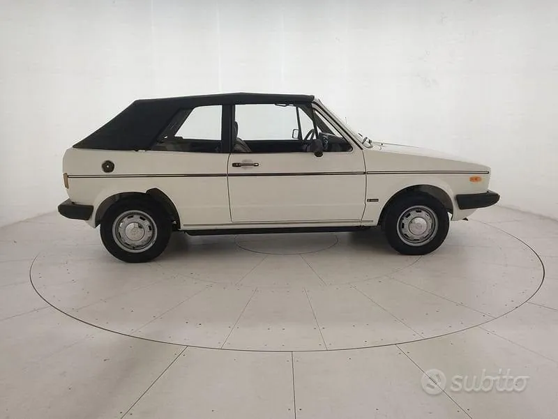 Volkswagen Golf 1982 photo 5