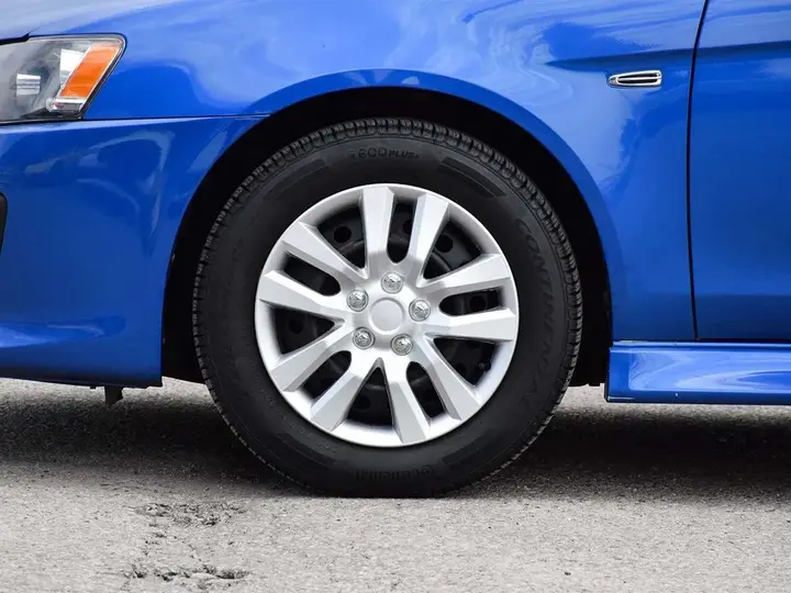 Mitsubishi Lancer 2017 photo 5