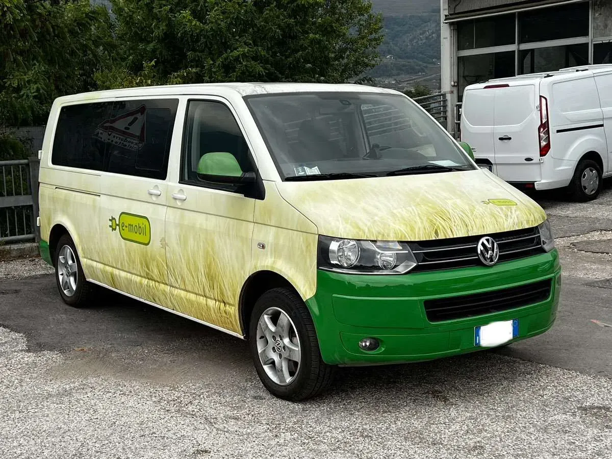Volkswagen Caravelle