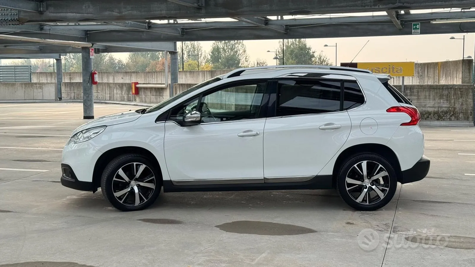 Peugeot 2008 2014 photo 4