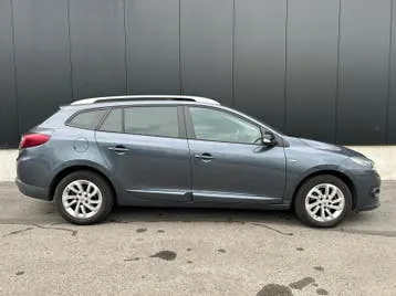 Renault Megane 2015 photo 3