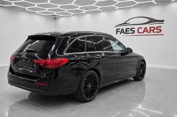 Mercedes-Benz C300 2022 photo 2