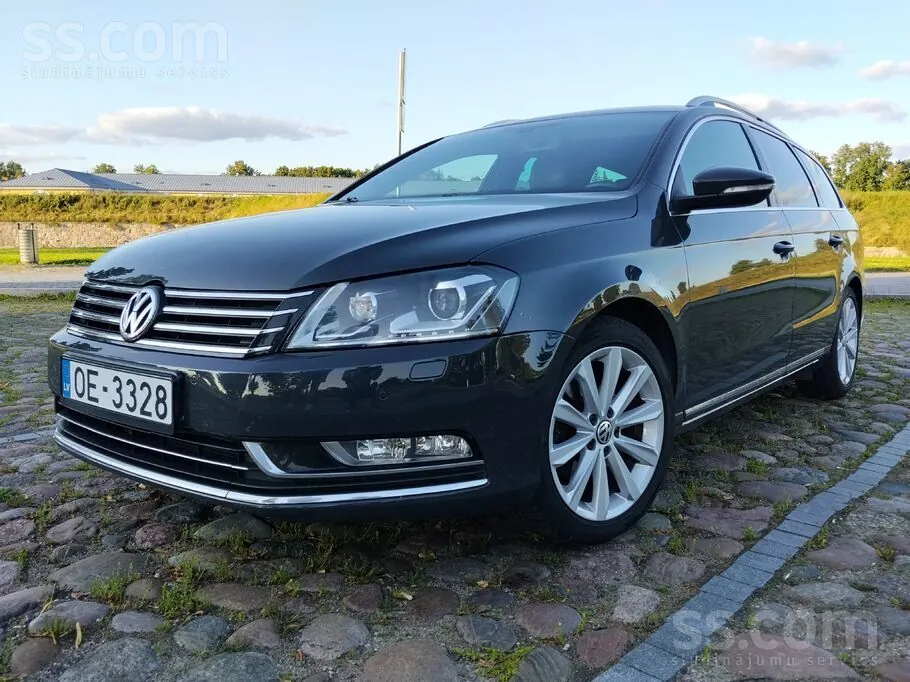 Volkswagen Passat 2012 photo 2