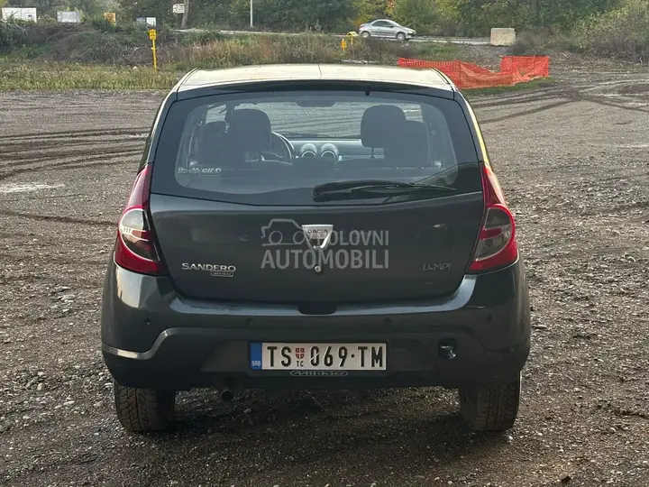Dacia Sandero 2009 photo 5