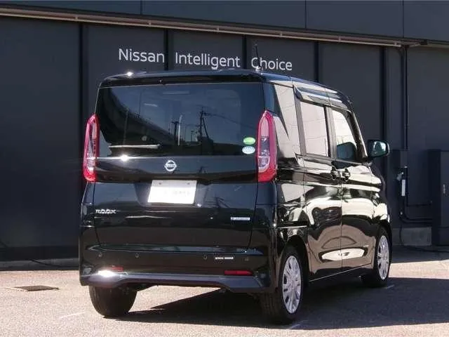 Nissan Ruuke 2021 photo 2