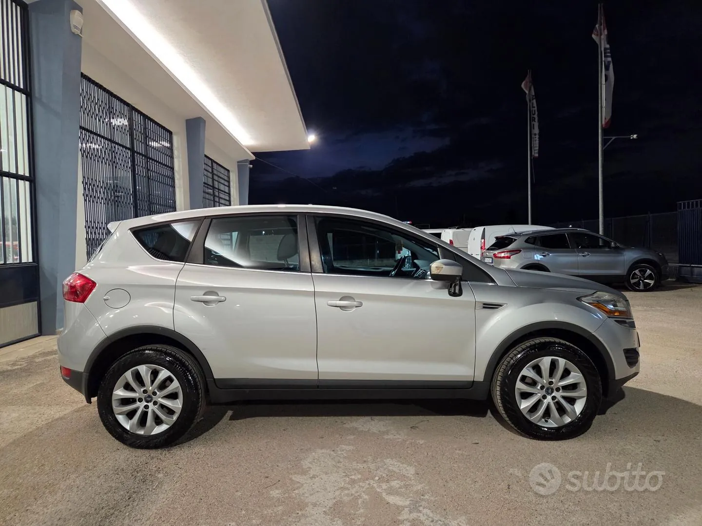 Ford Kuga 2010 photo 4