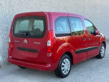 Citroen Berlingo 2011 photo 3