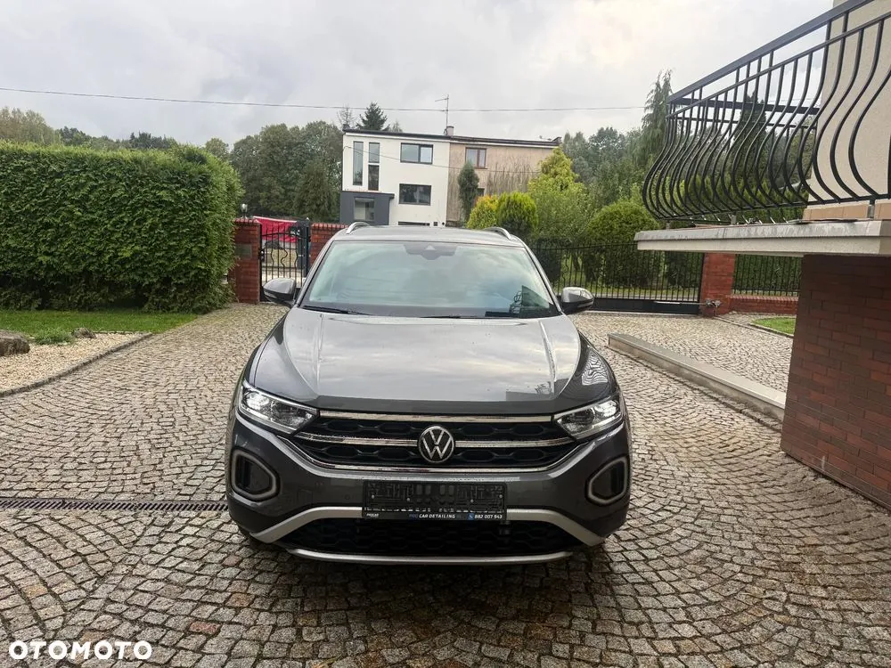 Volkswagen T-Roc 2023 photo 3