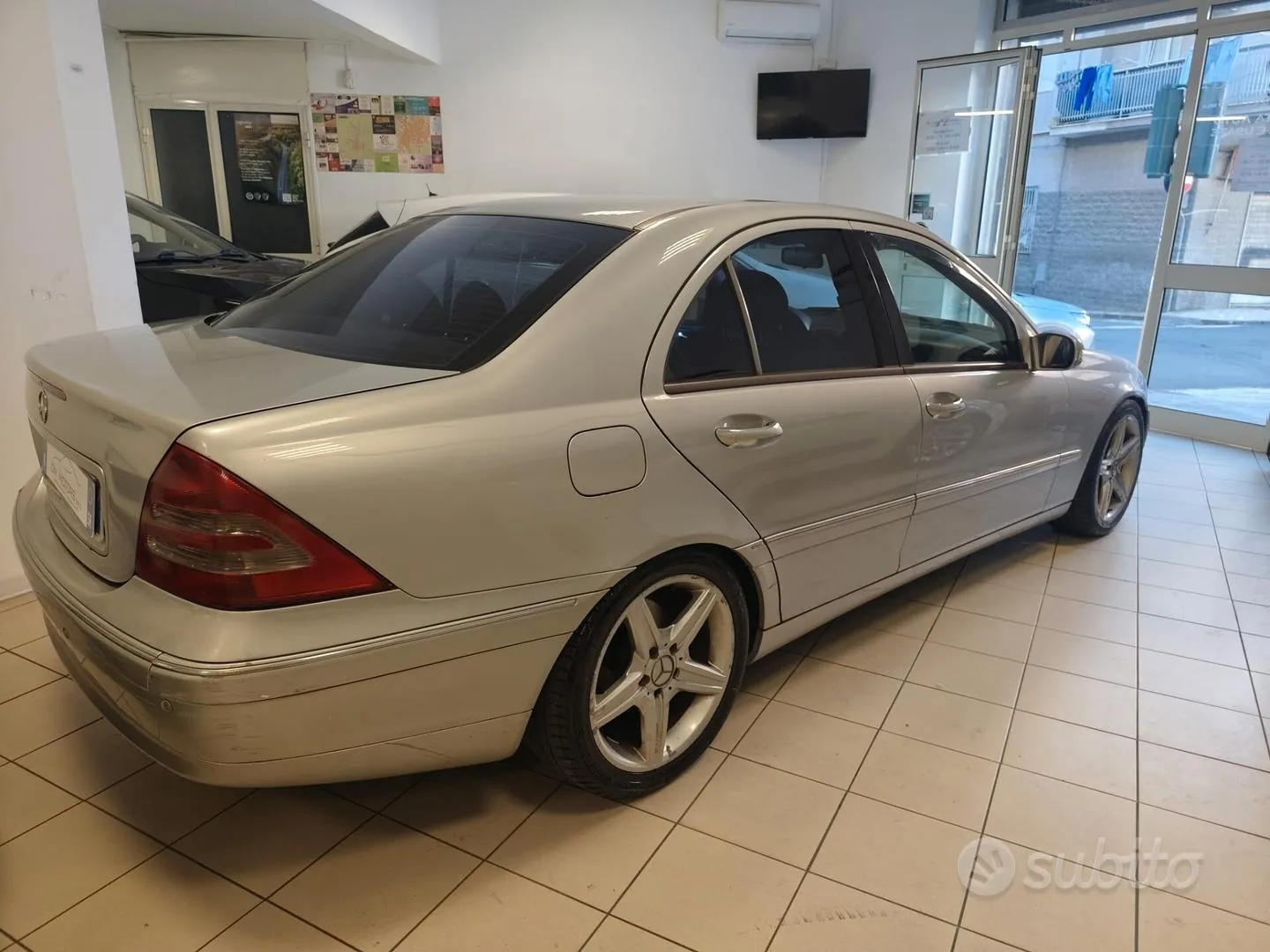 Mercedes-Benz C 270 2008 photo 4