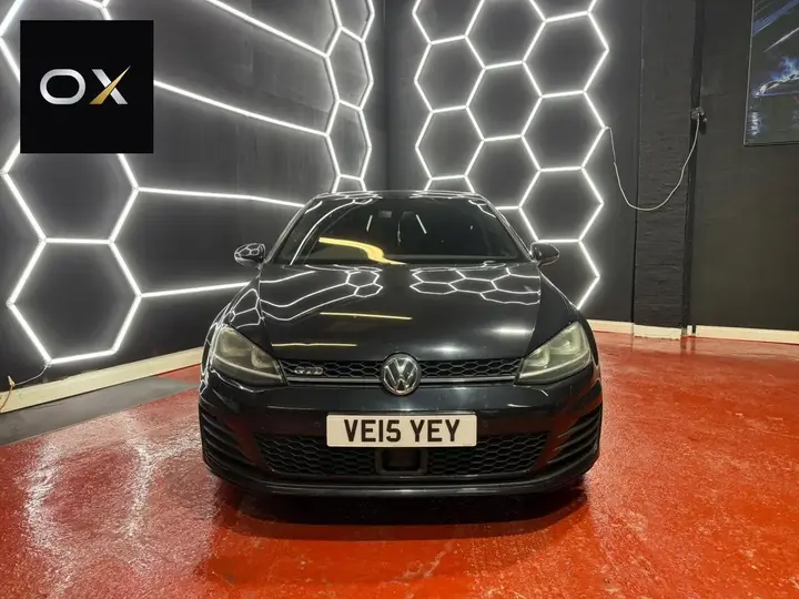 Volkswagen Golf 2015 photo 2
