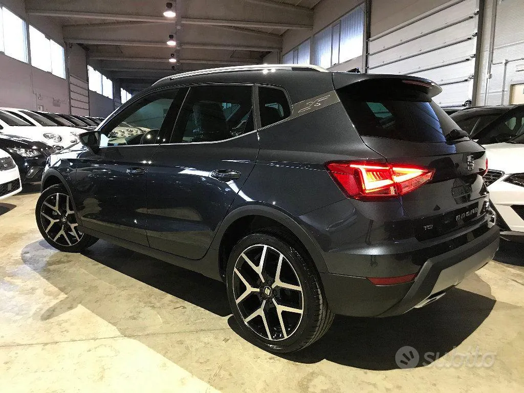 Seat Arona 2021 photo 3