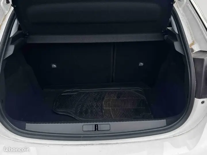 Opel Corsa 2023 photo 5