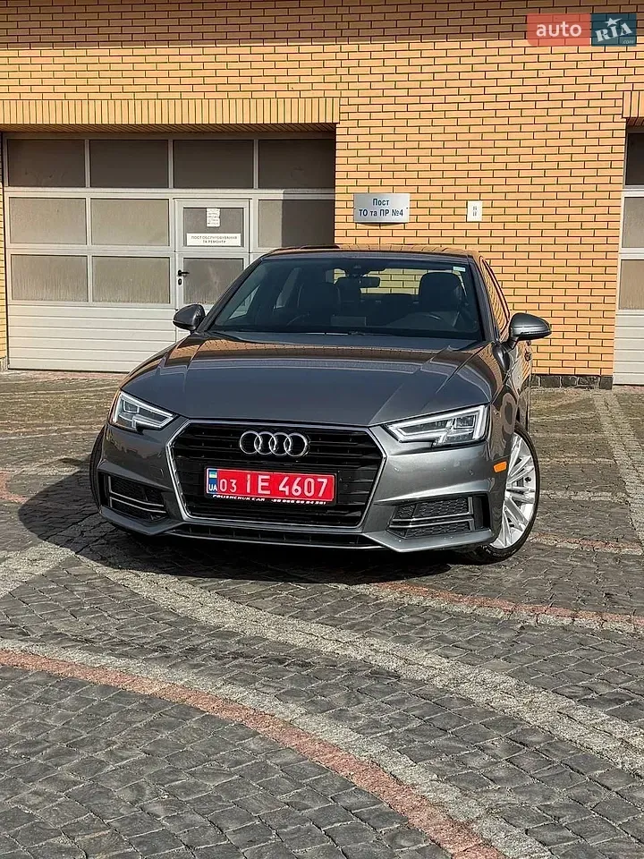 Audi A4 2016 photo 2