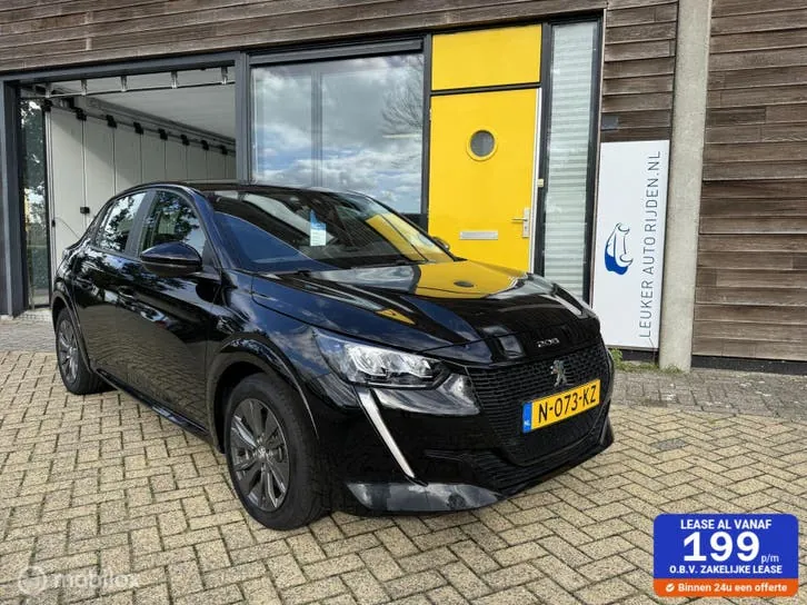 Peugeot E-208