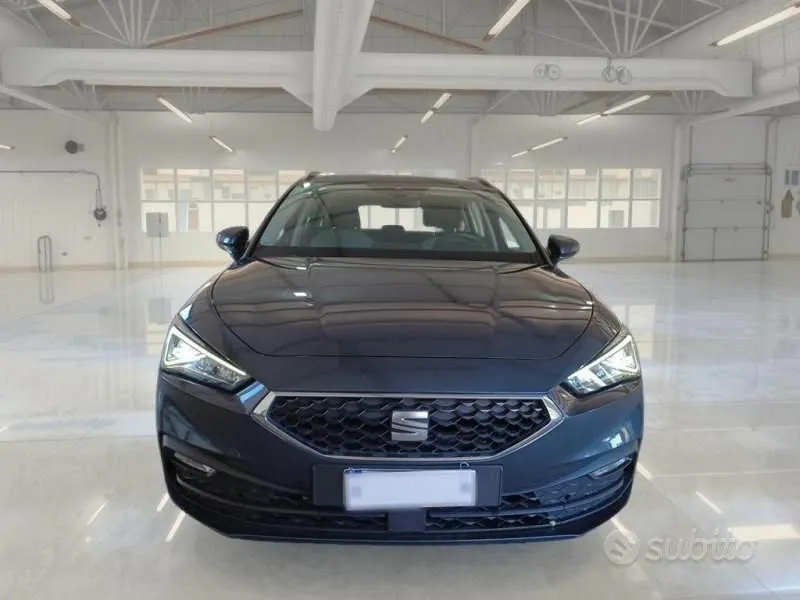 Seat Leon 2022 photo 2