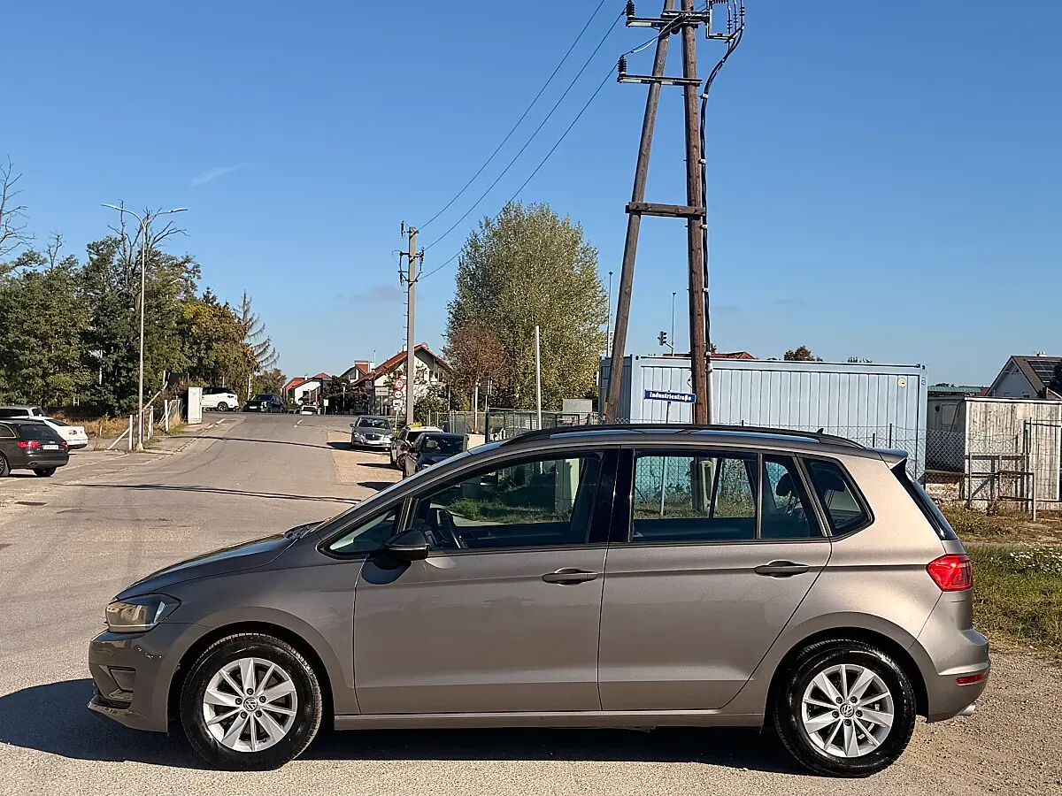Volkswagen Golf Sportsvan 2014 photo 2
