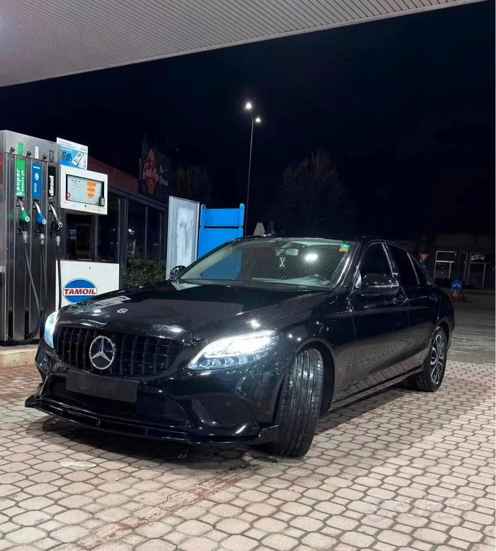 Mercedes-Benz C-Class 2019 photo 4