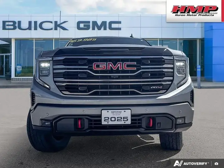GMC Sierra 1500 2025 photo 2