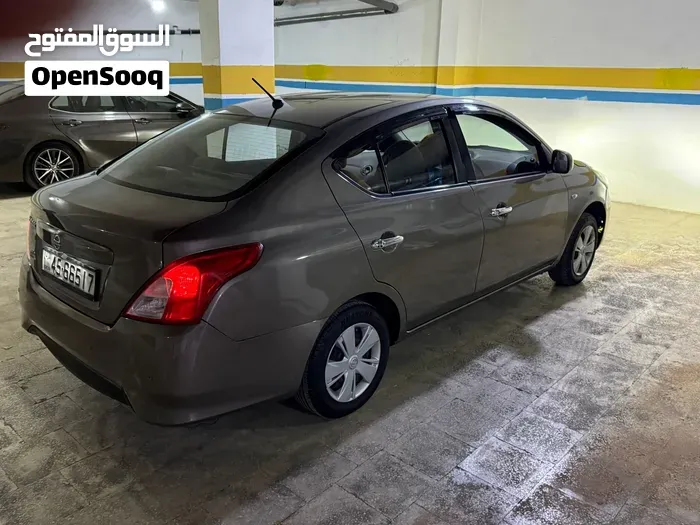 Nissan Sunny 2018 photo 2
