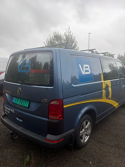 Volkswagen Transporter 2017 photo 2