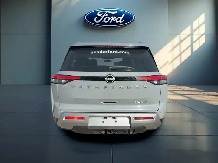 Nissan Pathfinder 2022 photo 4