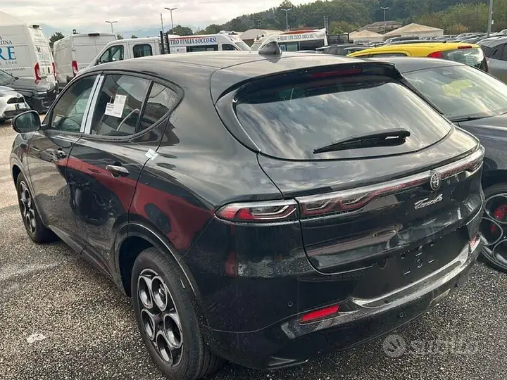Alfa Romeo Tonale 2026 photo 4