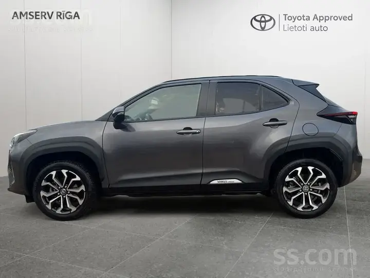 Toyota Yaris Cross 2025 photo 3