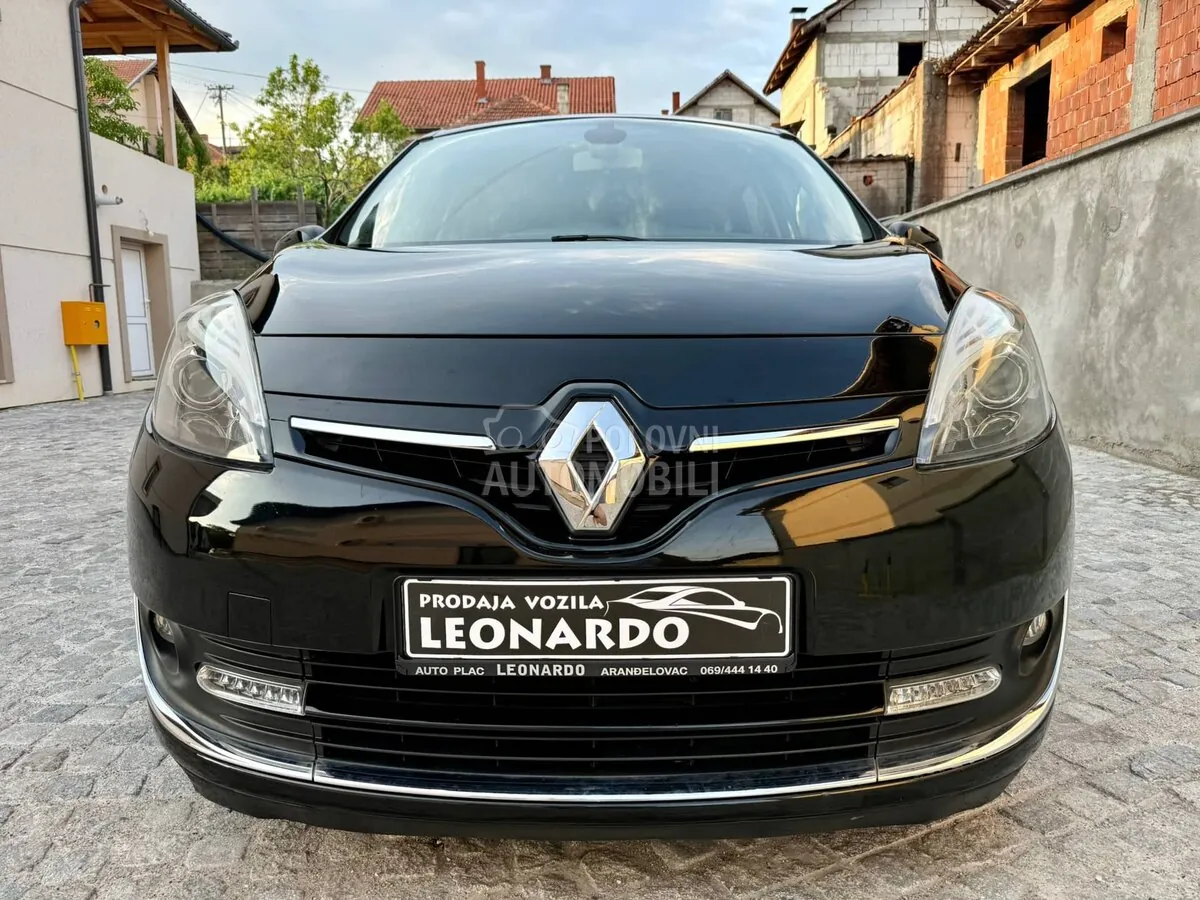 Renault Grand Scenic 2013 photo 2