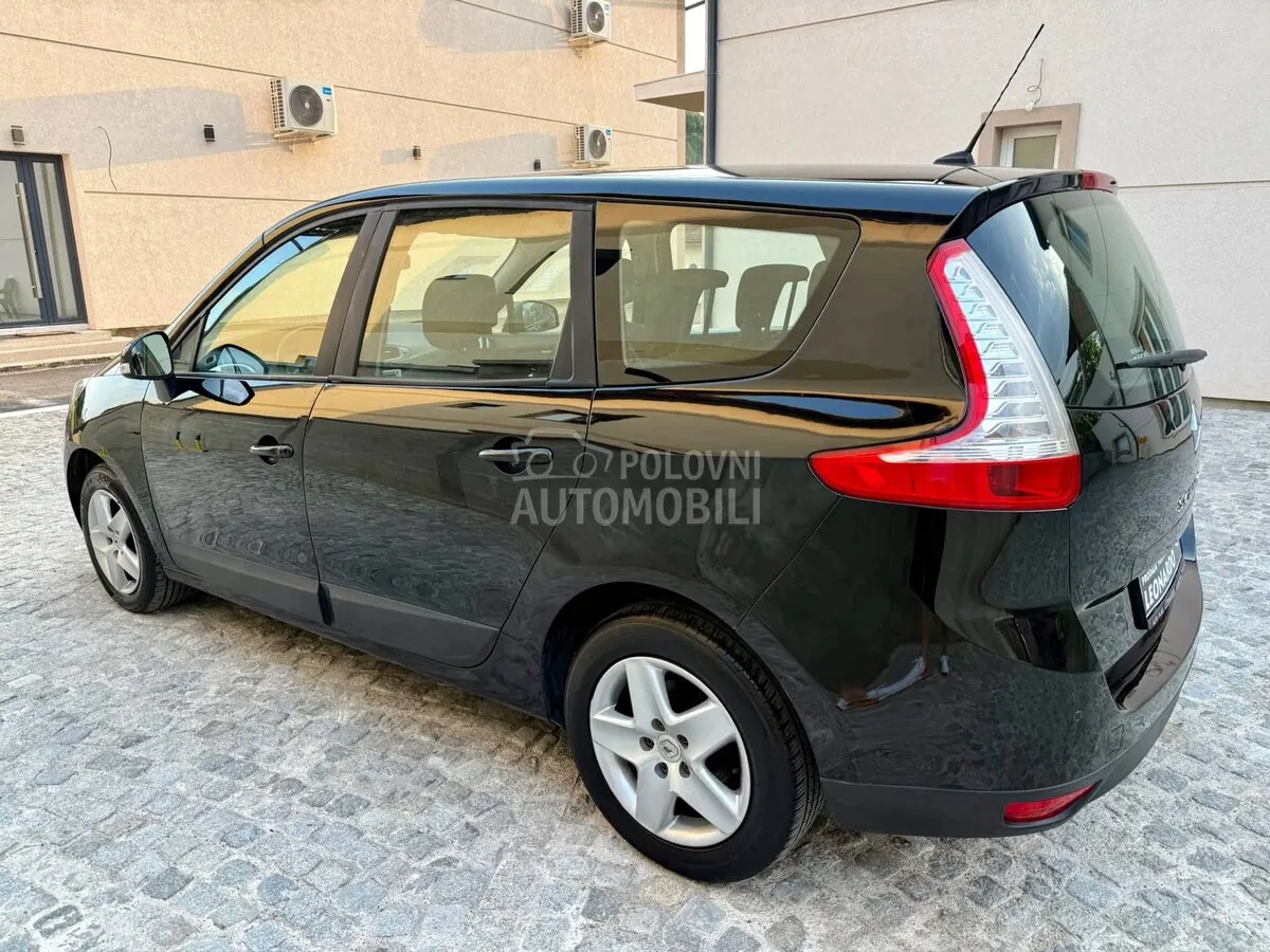 Renault Grand Scenic 2013 photo 5