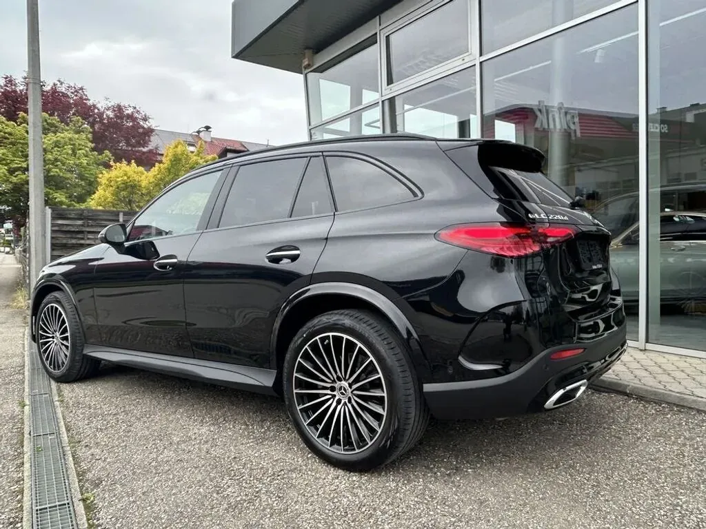 Mercedes-Benz Glc-Class 2025 photo 3