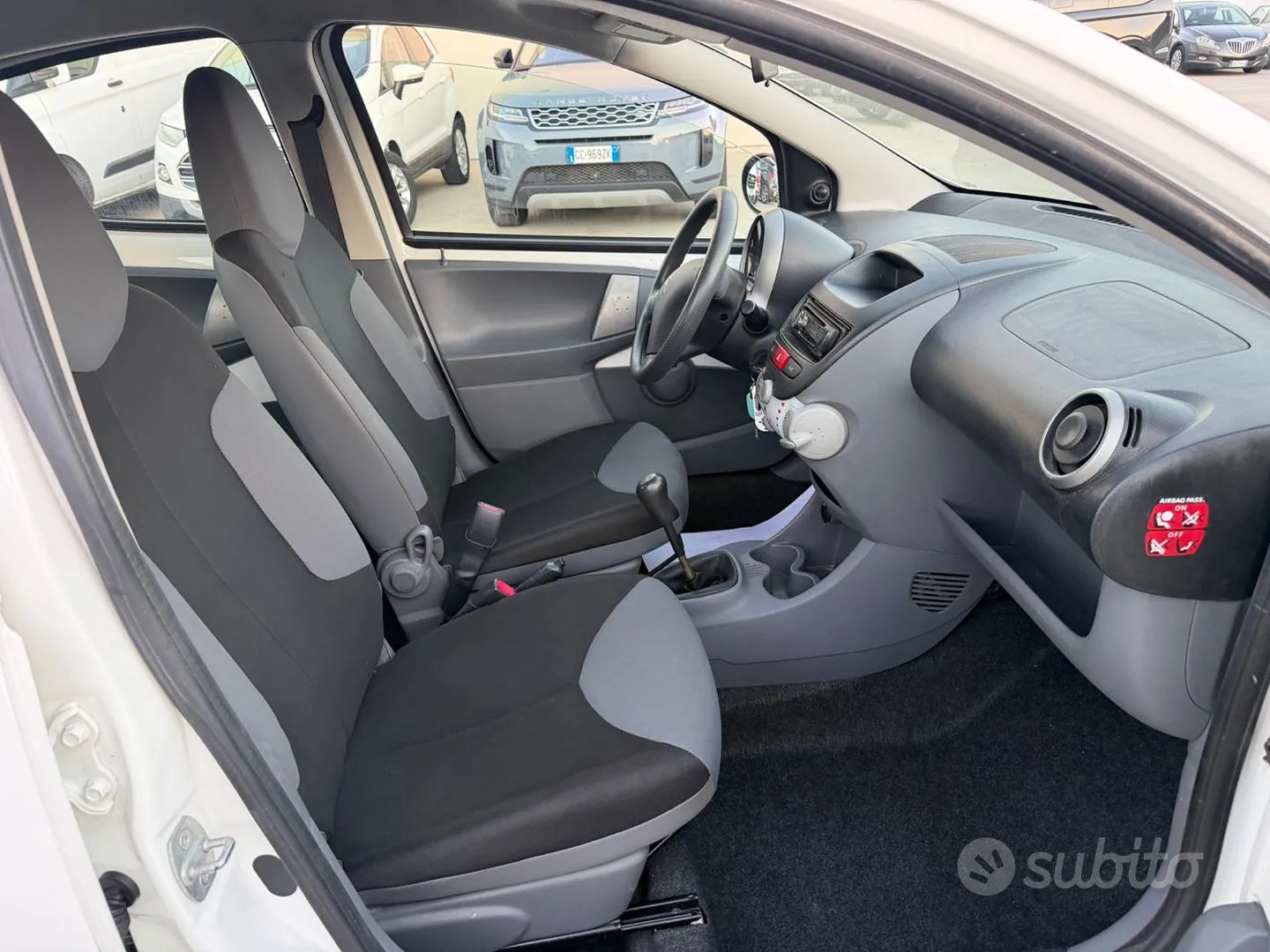 Peugeot 107 2012 photo 5