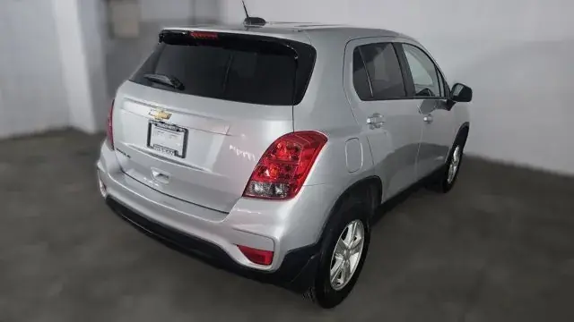 Chevrolet Trax 2021 photo 4