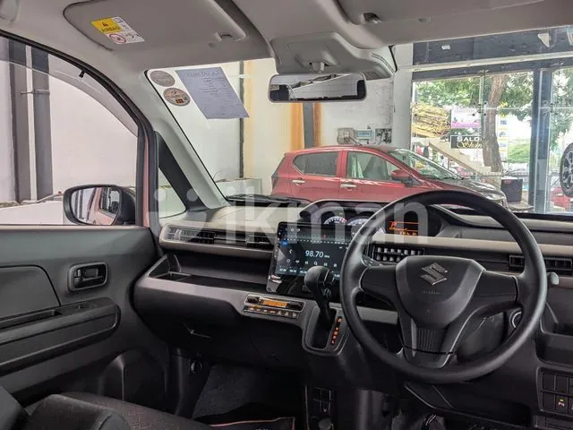 Suzuki Wagon R Fx 2025 photo 3