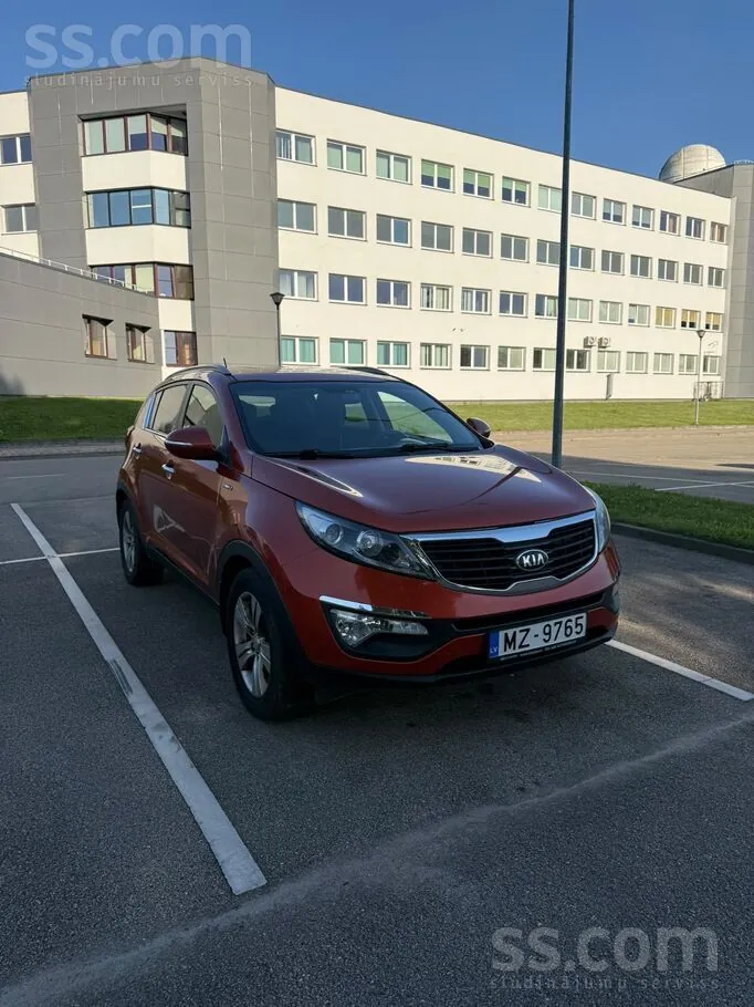 Kia Sportage 2013 photo 2