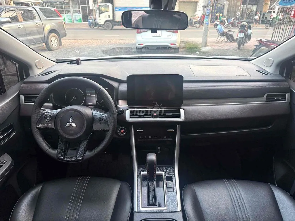 Mitsubishi Xpander 2023 photo 2