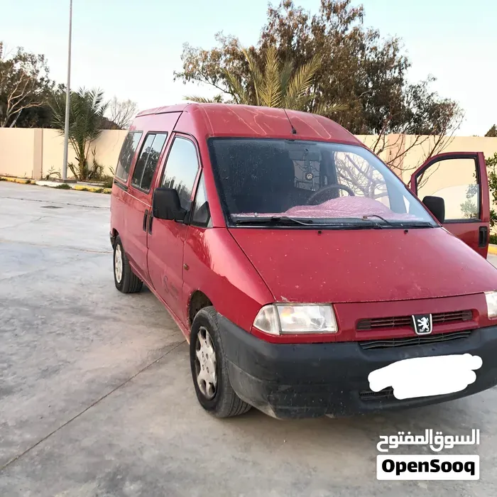 Peugeot Expert 2002 photo 2