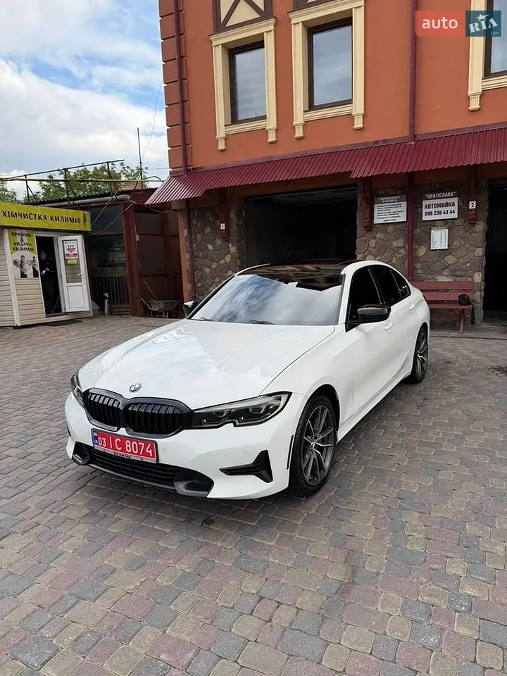 BMW 3 Series 2021 photo 3