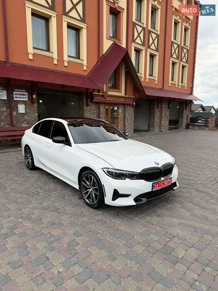 BMW 3 Series 2021 photo 4