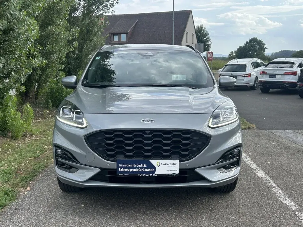 Ford Kuga 2023 photo 2