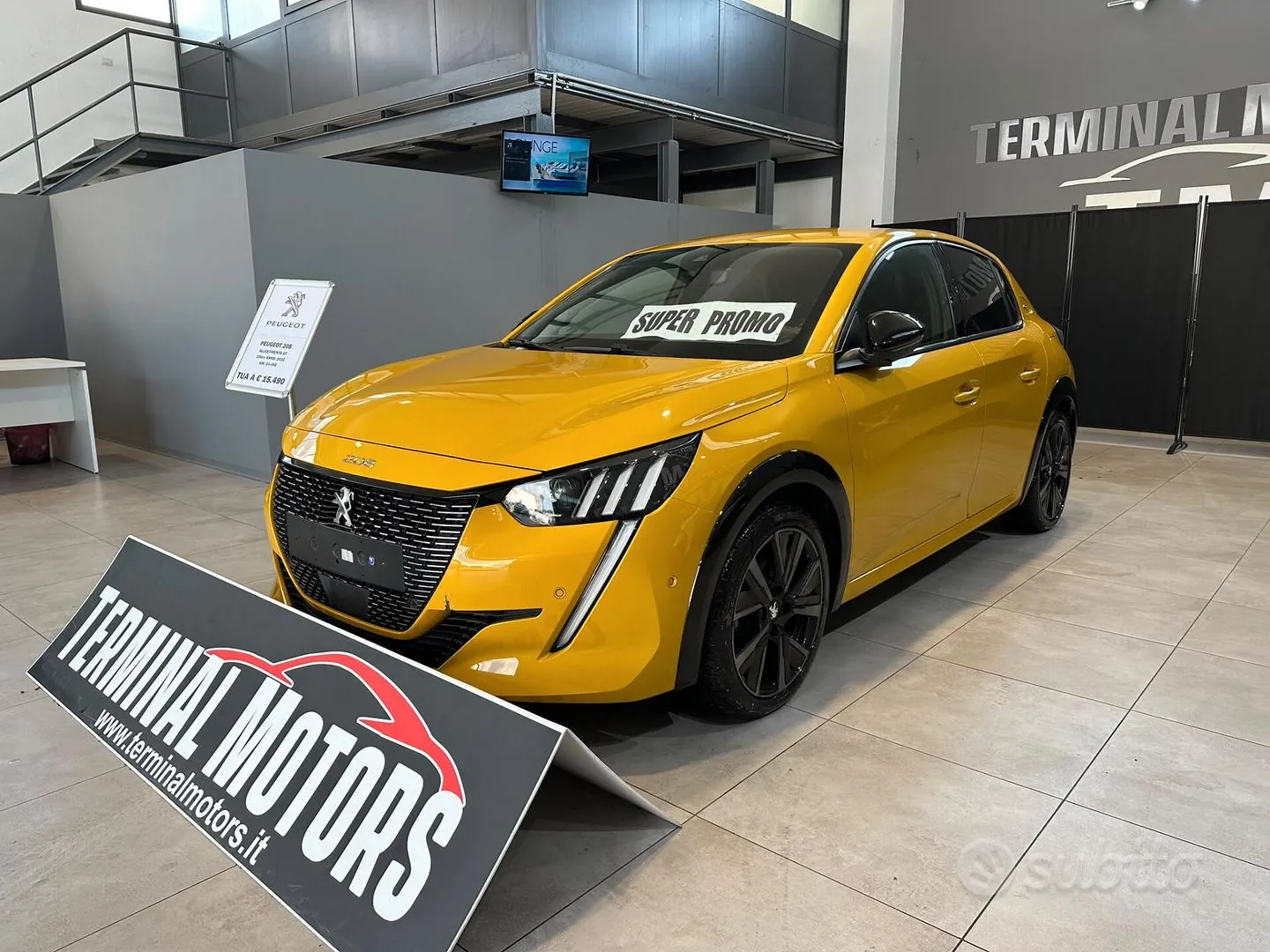 Peugeot 208 2022 photo 3