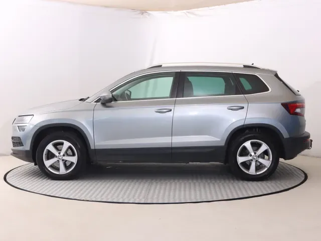 Skoda Karoq 2018 photo 2
