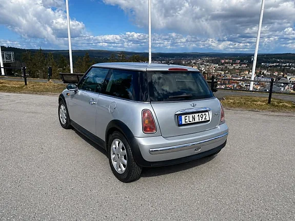 Mini One 2004 photo 2