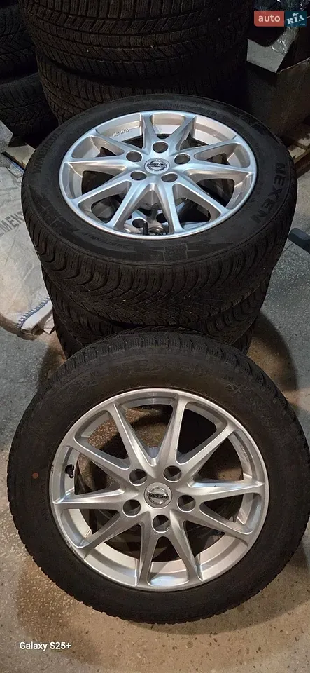 Toyota Rav4 2016 photo 2