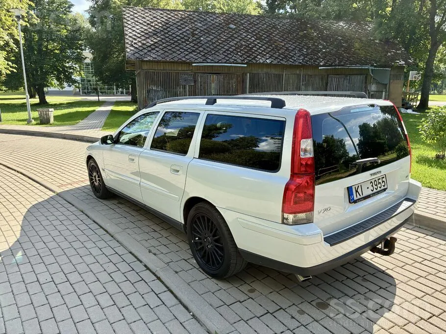 Volvo V70 2006 photo 3