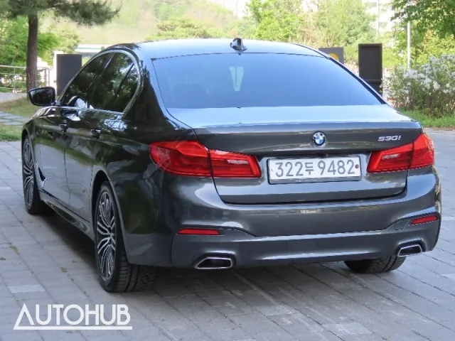BMW 5 Series 2019 photo 4