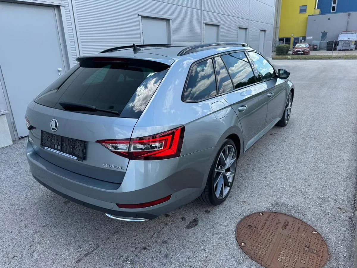 Skoda Superb 2019 photo 2